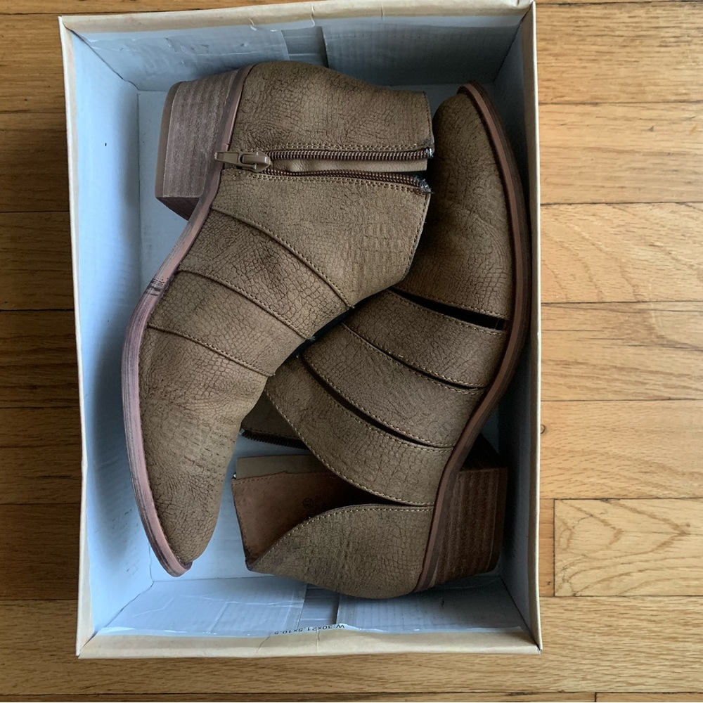 Short light brown booties size 8.5